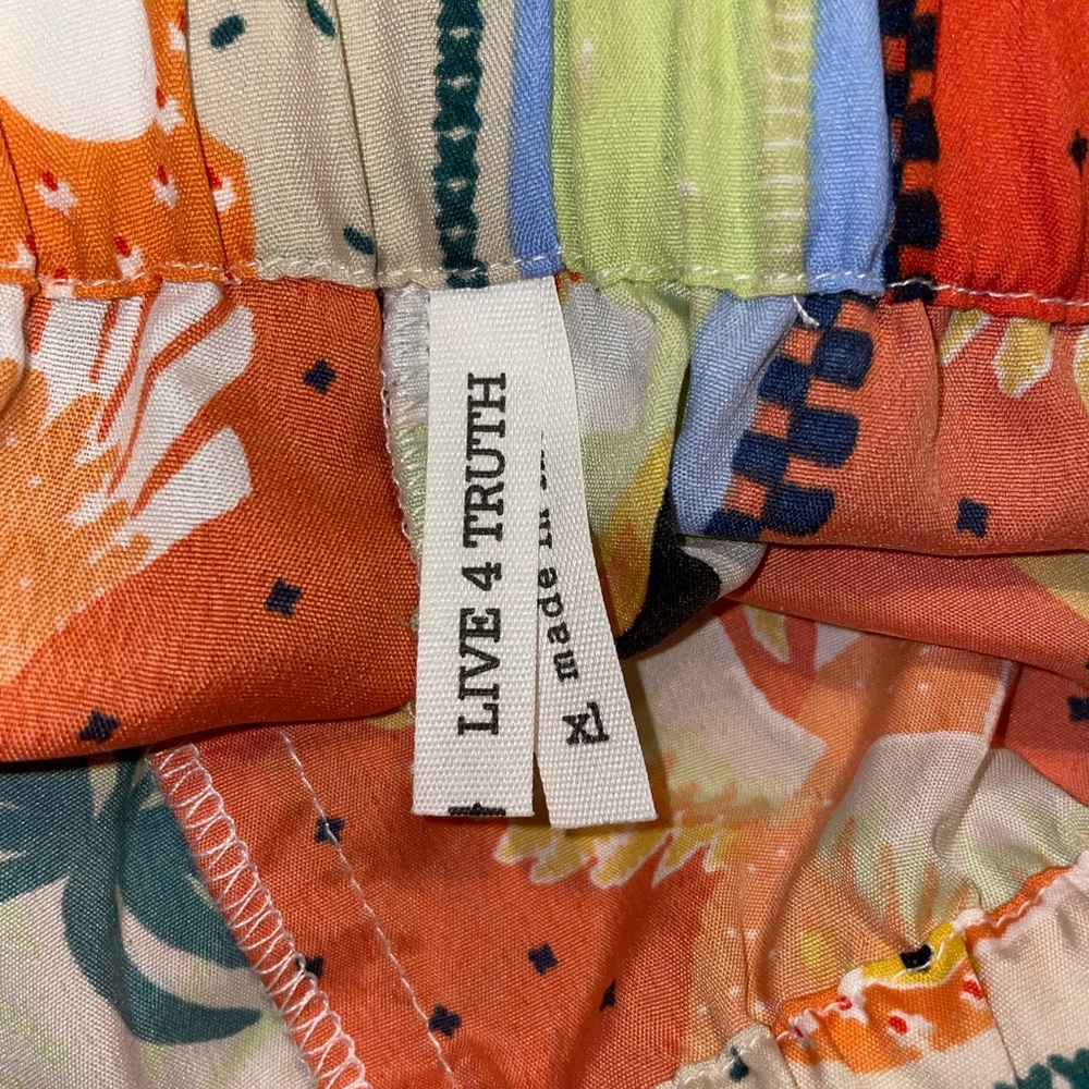 Live 4 Truth Vibrant Patchwork Tropical Beachy Bo… - image 6